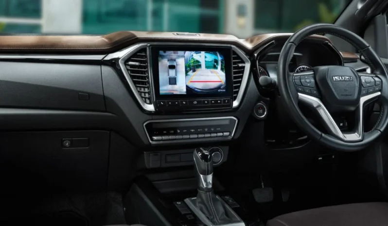 
إيسوزو ديماكس غمارة جوانب 2025 full									