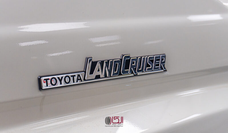 
								Toyota Land Cruiser LC78 Hardtop – Petrol – 2025 full									