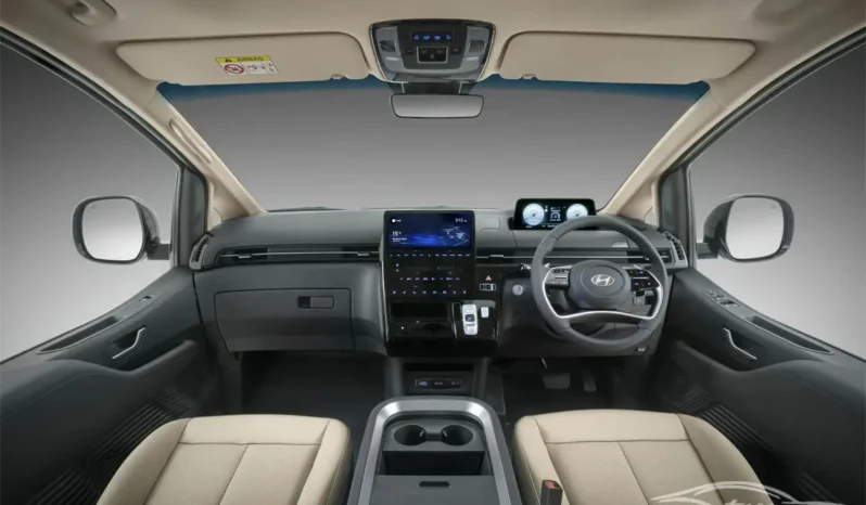 
								HYUNDAI STARIA Diesel 2025 full									
